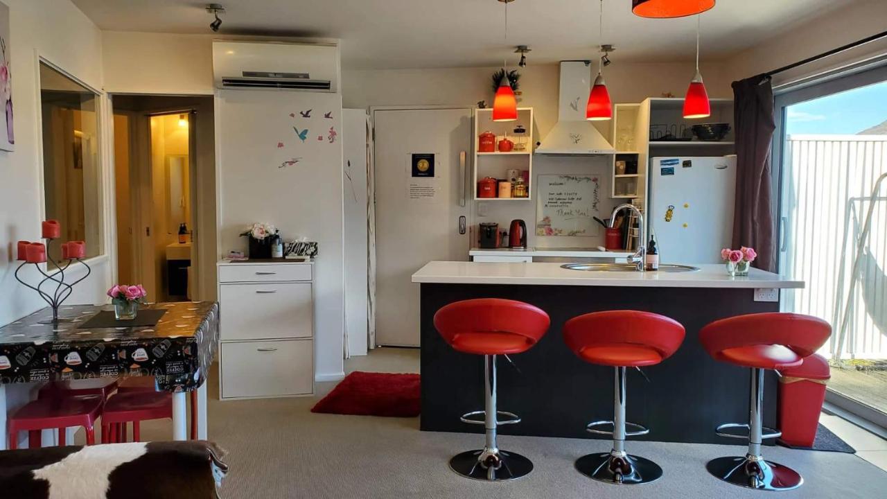 Central Lakeview Apartment With Amazing Rooftop 镇上湖景三室套房 Queenstown Kültér fotó