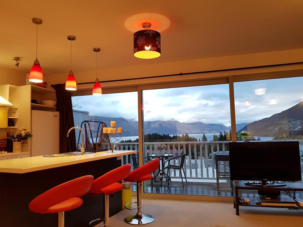 Central Lakeview Apartment With Amazing Rooftop 镇上湖景三室套房 Queenstown Kültér fotó